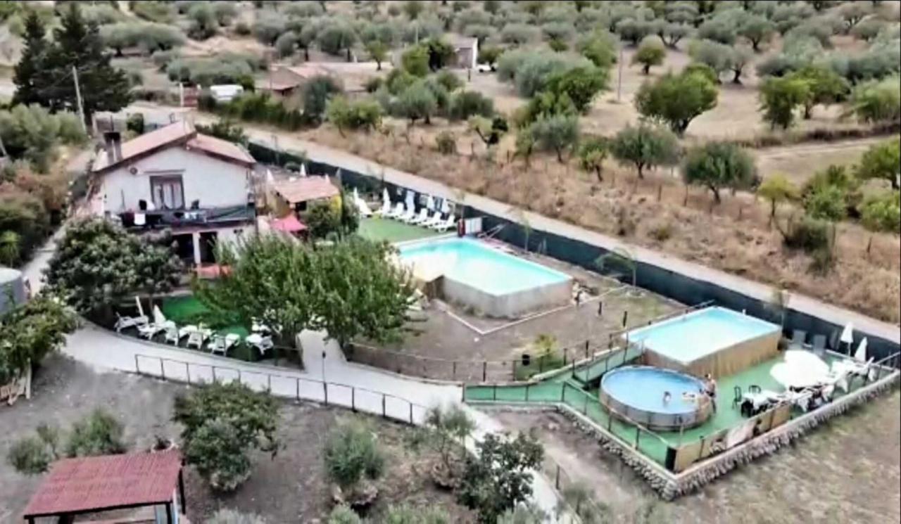 Villa Parco Morello Piano Terra Villarosa Екстер'єр фото